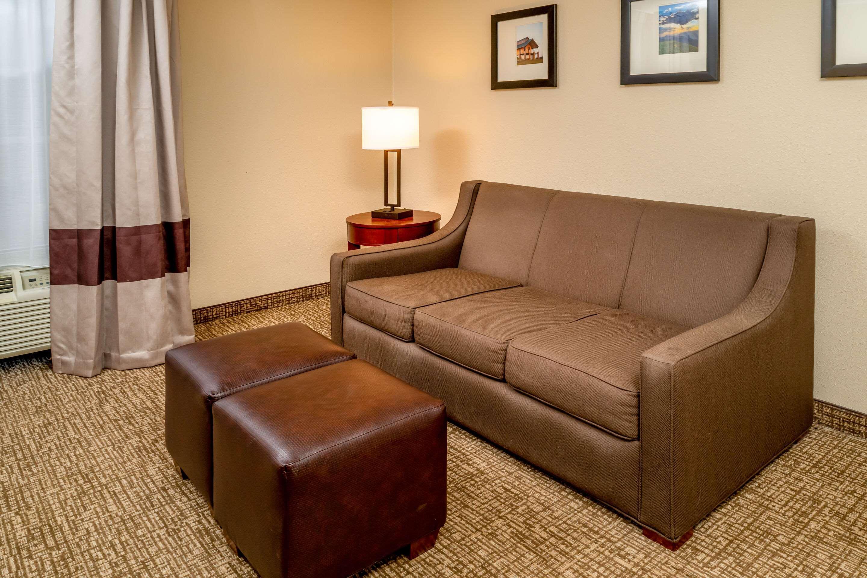 Comfort Inn & Suites Grundy エクステリア 写真