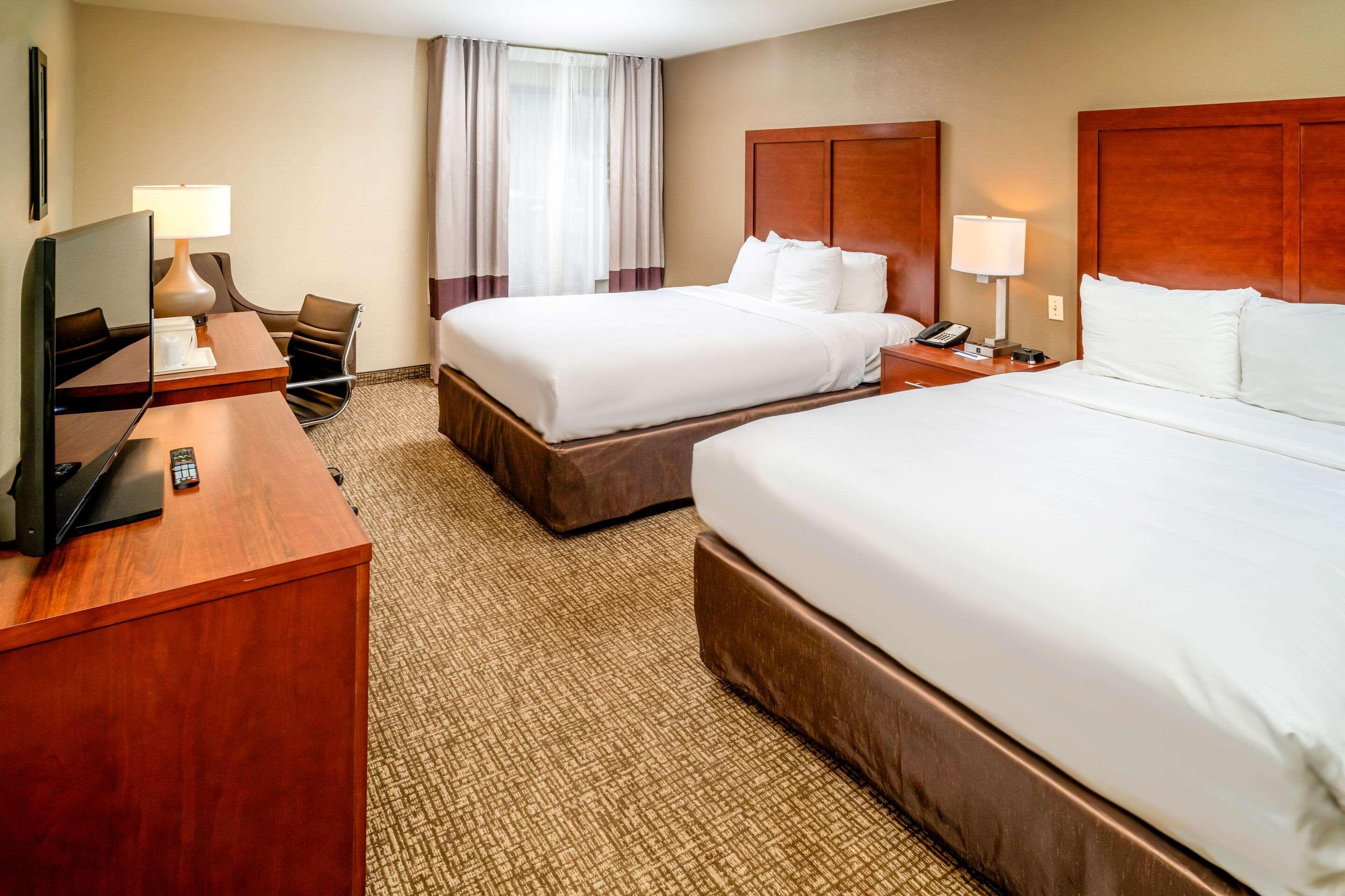 Comfort Inn & Suites Grundy エクステリア 写真