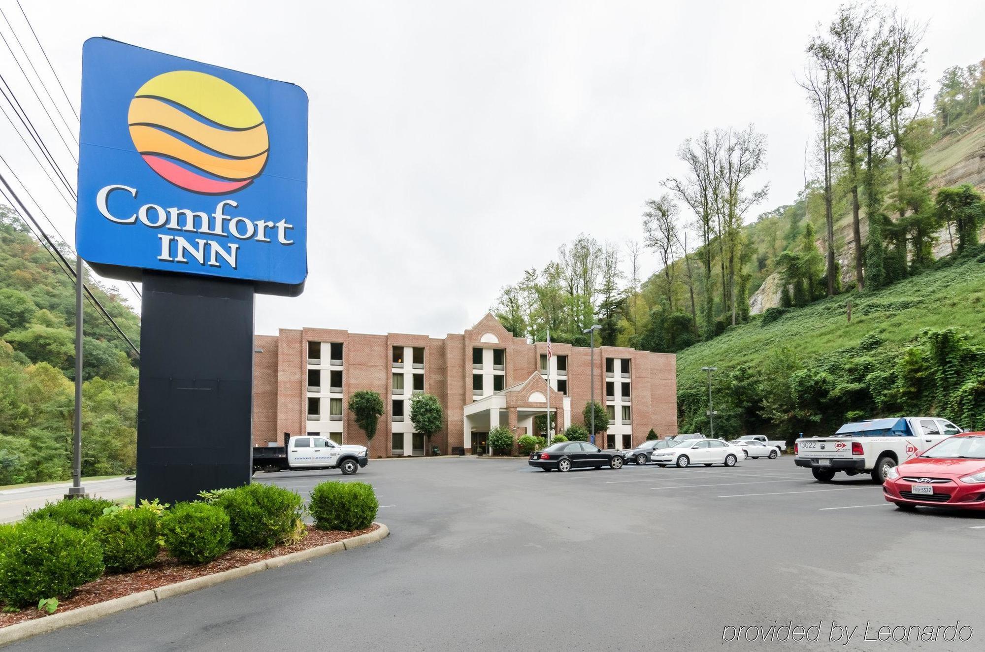 Comfort Inn & Suites Grundy エクステリア 写真