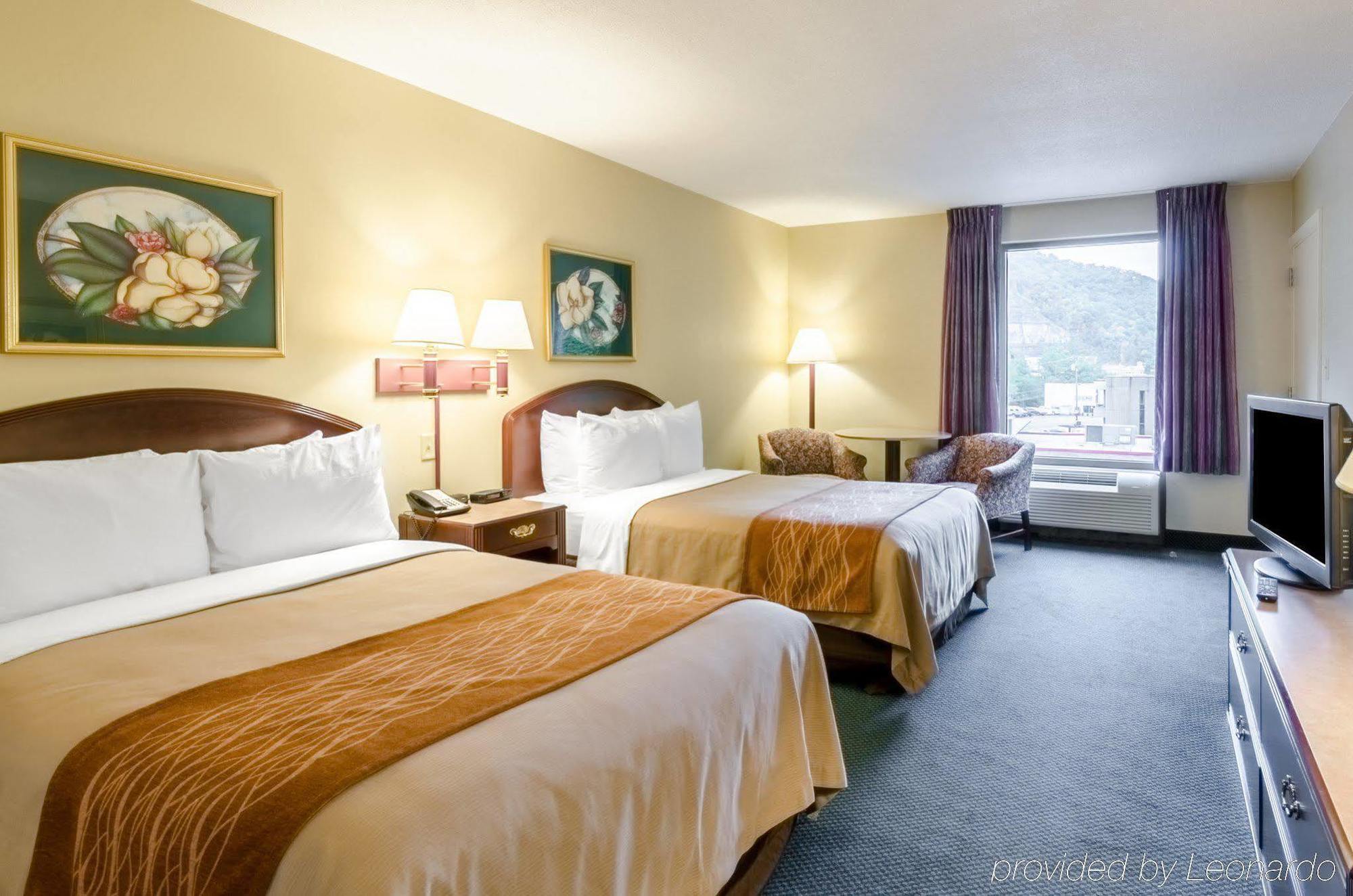 Comfort Inn & Suites Grundy エクステリア 写真